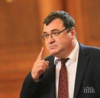 Депутатът Славчо Атанасов с положителна проба за коронавирус, лежи вкъщи