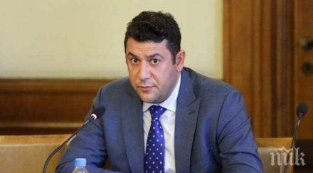 актьорът депутат евгени будинов минаваме паметен момент правителството отпуска 270 млн лева култура нечувано невиждано