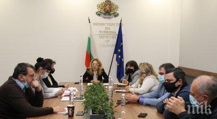 министерството туризма договори допълнителни млн лева туроператорите