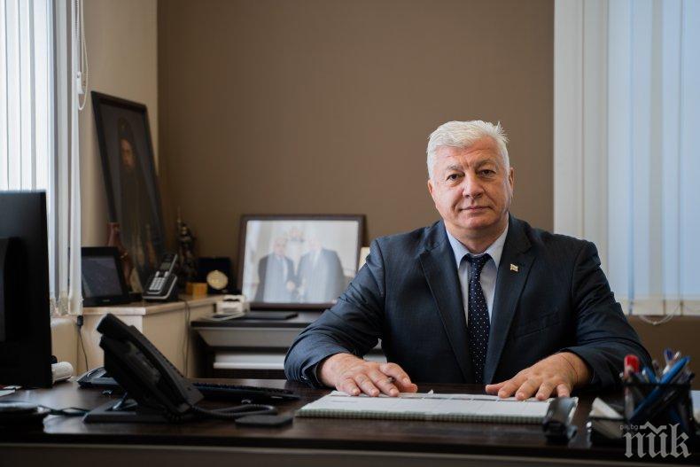 Здравко Димитров с интересно изказване след Богоявление: В Пловдив имаше перфектна организация, в Калофер много пияни влизат в реката