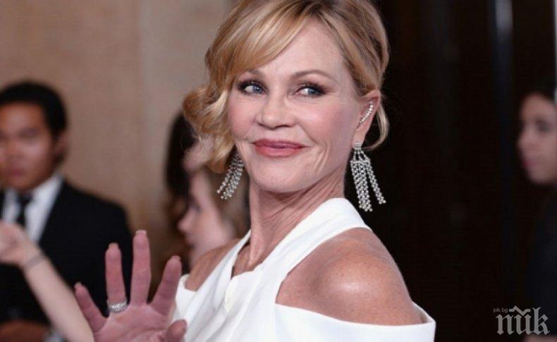 Мелани Грифит демонстрира отлична форма на 63 (СНИМКИ)