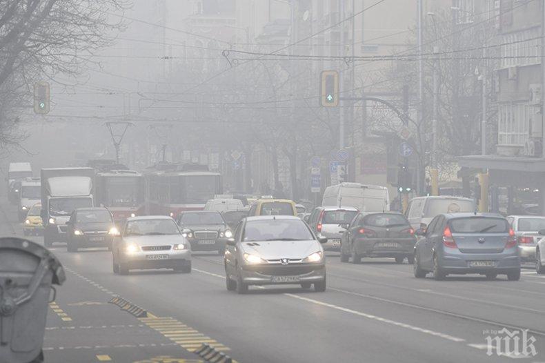 В София борят мръсния въздух с платено паркиране
