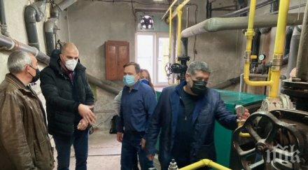 депутатът герб пламен тачев участва откриването първото училище отопление водород българия снимки