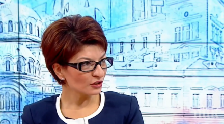 десислава атанасова служебно правителство щеше посрещнато изключително зле обществото
