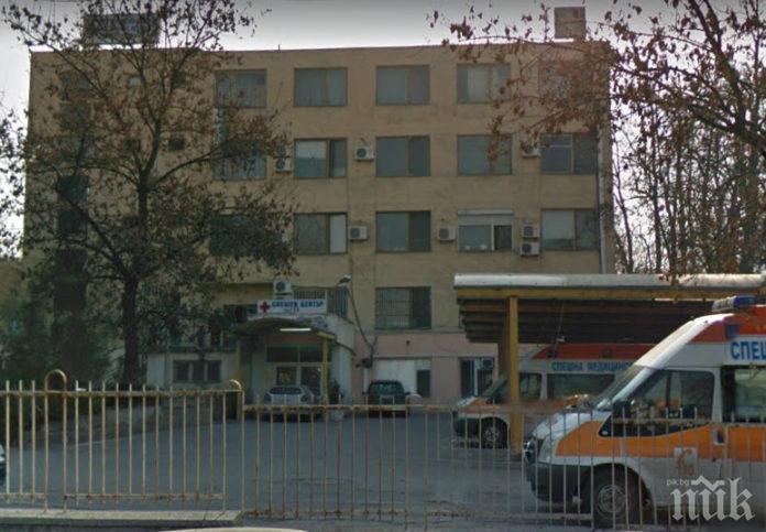 Пациенти с COVID-19 изчакват по домовете, докато се освободи легло в Ямбол