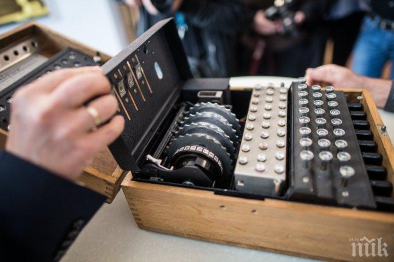 Водолази откриха кодираща нацистка машина Енигма на дъното на Балтийско море