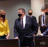 Захариева: Сътрудничеството между ЕС и САЩ  е от изключително значение за международния дневен ред (СНИМКИ)

