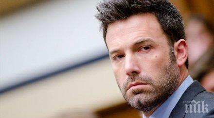 бен афлек сви гнездо последното момиче бонд