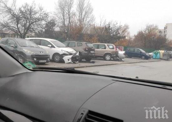 Шофьорът, помлял паркирани коли в Пловдив - 30-годишен, пиян и с много нарушения