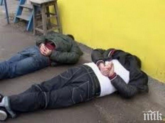 ГОЛЯМ УДАР НА ПОЛИЦИЯТА В БУРГАС: Натръшкаха четирима изпечени престъпници