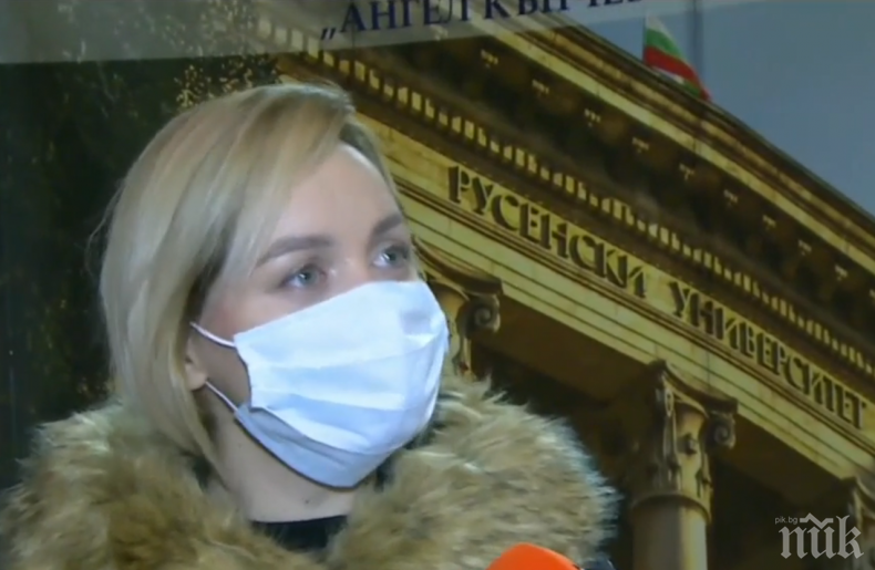 На помощ в пандемията: Студенти по педагогика преподават на ученици в Русе