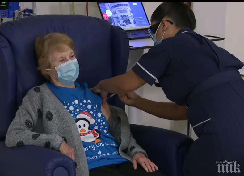ИСТОРИЧЕСКИ МОМЕНТ: 90-годишна британка е първата в света, ваксинирана срещу COVID-19 (ВИДЕО)