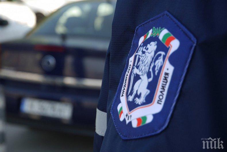 Прокуратурата погна бивш полицейски служител за куп престъпления