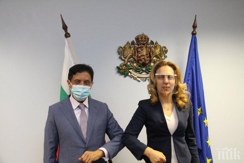 Вицепремиерът Марияна Николова ще привлича инвеститори и туристи от Саудитска Арабия 