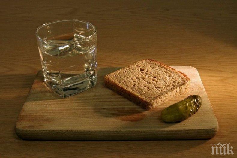 Нов стрес за руснаците по време на пандемията - не трябва да пият алкохол по време на ваксинирането