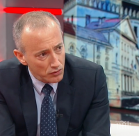 Министър Вълчев: След 4 януари ще се решава локално кои ученици могат да се върнат в клас