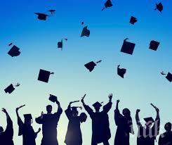 американка завърши колеж заедно внучката