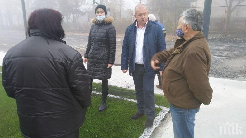 Изградиха нови спортни игрища в гимназия в Пещера