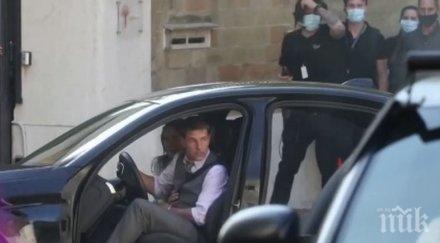 том круз заплашва уволнение екипа заради