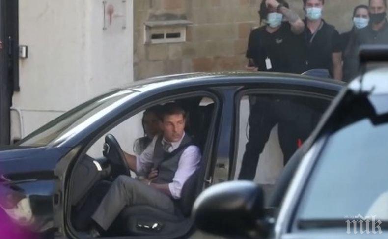 Том Круз заплашва с уволнение екипа си заради ...