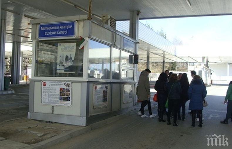 Пълна готовност за зимно почистване на ГКПП Гюешево