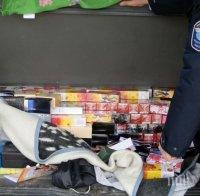 Митничари иззеха 3000 парфюма и спортни дрехи на ГКПП 