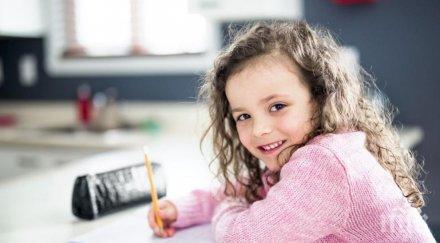 блогърка години заработи 185 милиона долара