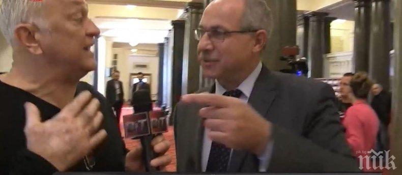 Сашо Диков пред ПИК с остри въпроси към Антон Тодоров, след като бе осъден от него
