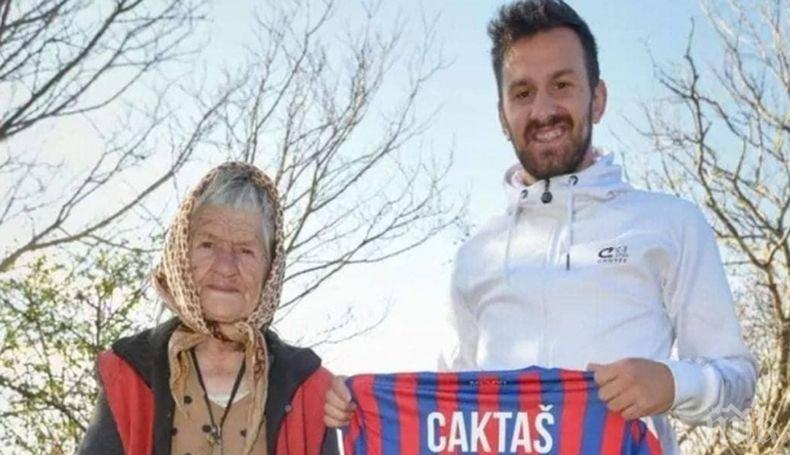 В Хърватия футболист подкрепи баба, от която откраднали...

 