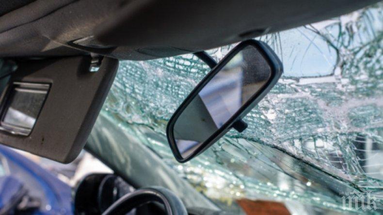 ПОРЕДНА ТРАГЕДИЯ: Шофьор загина при катастрофа в Шуменско
