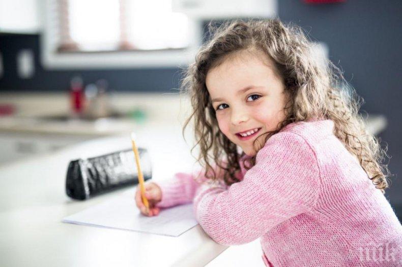 Блогърка на 6 години заработи 18,5 милиона долара