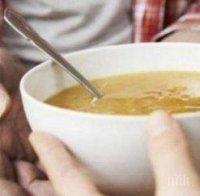Хранят над 200 възрастни и бедни в Добрич с топла храна