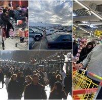 ПАЗАР КАТО ЗА ПОСЛЕДНО! Българите развързаха дебели кесии - всички магазини окупирани от километрични опашки (СНИМКИ)