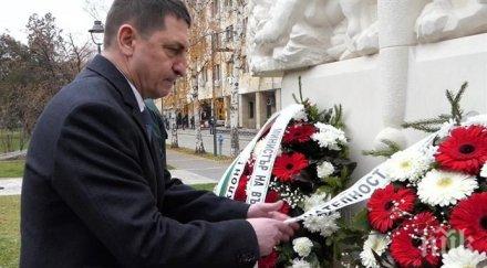 министър терзийски главен комисар кичиков поднесоха венци паметника загиналите полицаи видео снимки