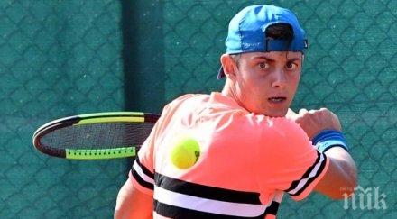 алекс лазаров продължава напред турция