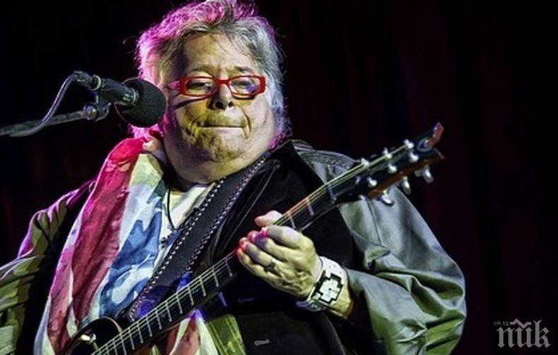 Почина рок музикантът Лесли Уест