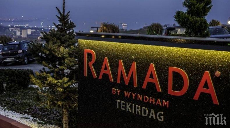 Турските власти забраниха новогодишните програми в хотелите