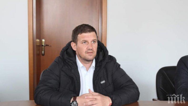 Хасково строи закрит плувен басейн