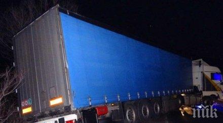 тежък удар катастрофа изхода велико търново тир помете кола дневно бебе