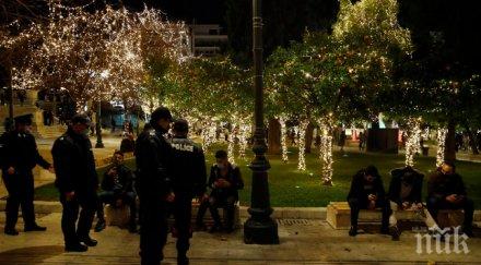 гърция пуснаха вярващите отидат литургия