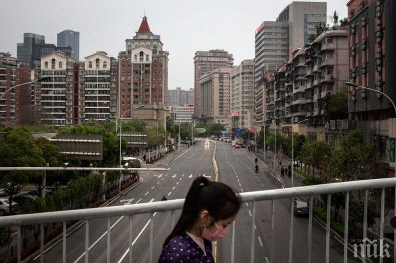 Три години след пандемията българин още чака багажа си от Ухан