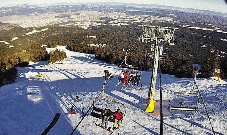 Започна ски сезонът на Боровец