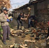 Младежи от Добрич предлагат помощ на възрастни хора и самотни майки