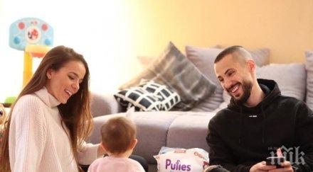 дъщеричката наум шопов стана годинка снимки