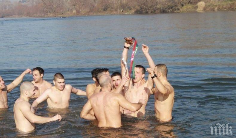 ЗАРАДИ ПАНДЕМИЯТА: Без шествие за Йордановден в Димитровград