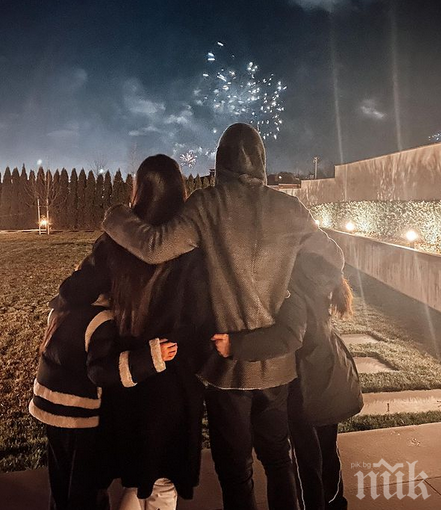 Димитър Бербатов пожела: Бъдете...