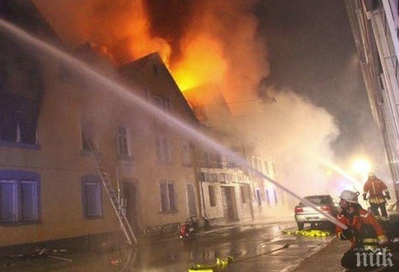 ОГНЕН АД: Най-малко 21 души са пострадали при пожар в жилищна сграда в Германия
