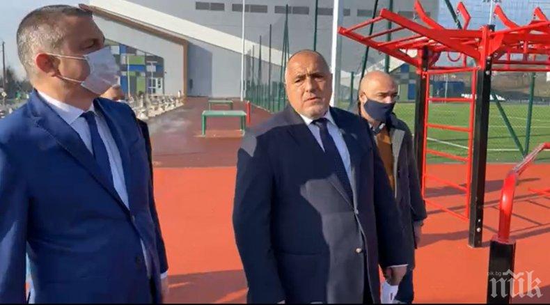 ПЪРВО В ПИК TV: Борисов показа Хемус с хеликоптер: Навсякъде се строи и в пандемията, докато другите са в пълен локдаун (ВИДЕО/ОБНОВЕНА)