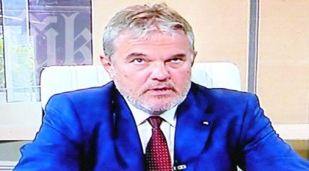 петков станишев притиснал орешарски назначи делян пеевски