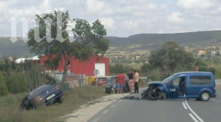 пътя варна балчик бебе четирима мъже жени оцеляха челен удар